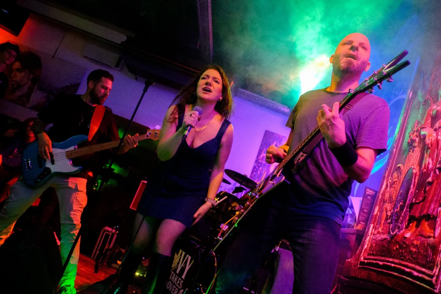 Ivy Takes Over verovert Pitchers met een knallende zondagmiddag!