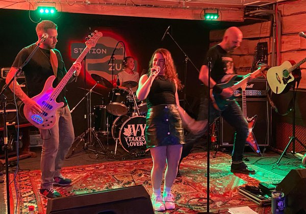 Ivy Takes Over @ Station Zuid, Den Bosch